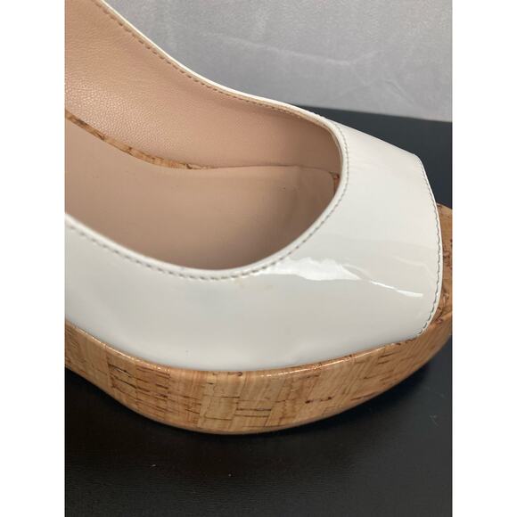 Stuart Weitzman Riveria Patent Leather Wedge Slingback Sandals White 6.5 - Picture 10 of 10